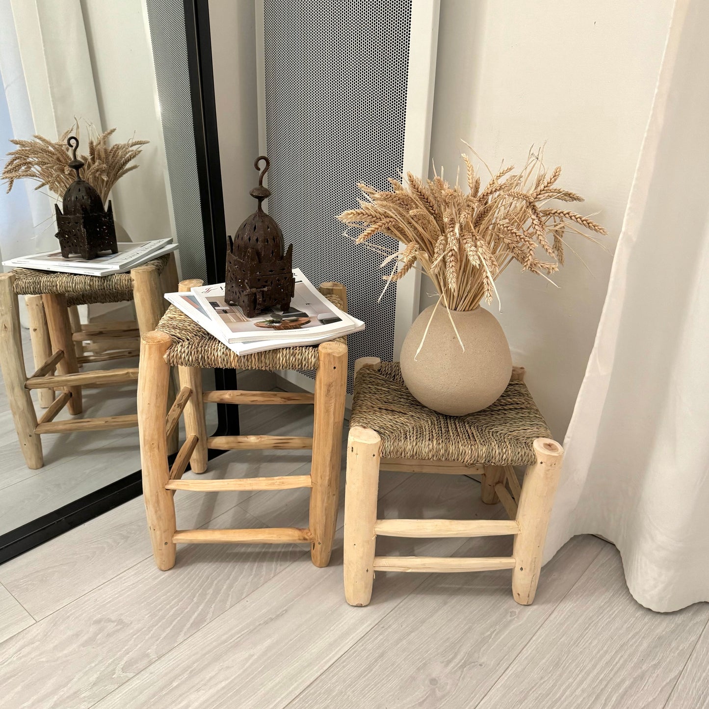 Tabouret "Nabil" en bois, corde naturel et doum