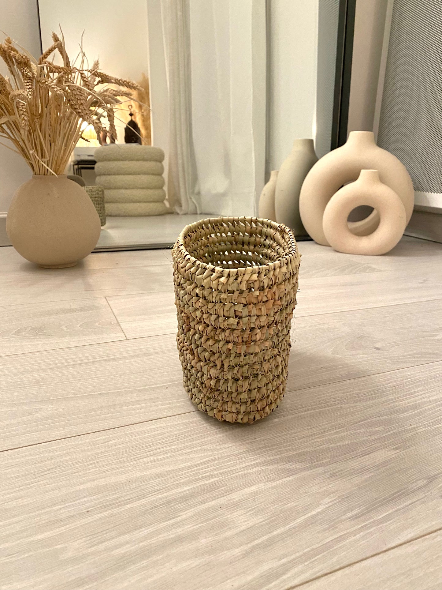 Petit panier de rangement "Tamri" sans anses tressé en paille et doum